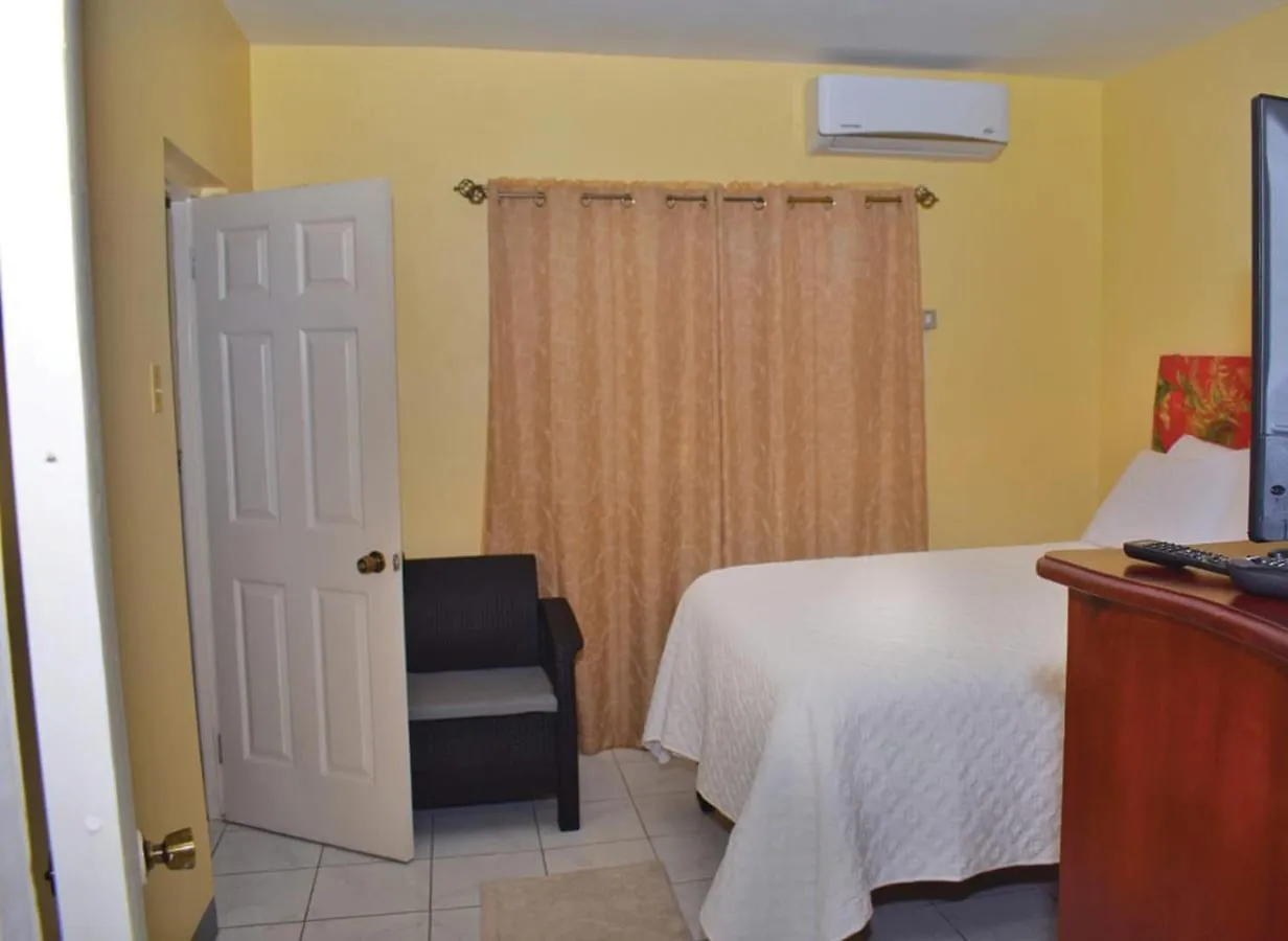 Unity Villa One Bedroom Apartment Close To Montego Bay And Beaches With Wifi Jamaica